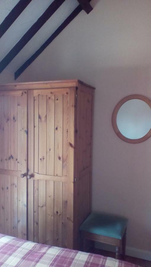 The Lincolnshire Poacher Inn Metheringham Buitenkant foto